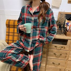 1098c88d885357c82a4f75012081ee7fd343aee6a81a1689aa88148129dc.jpg