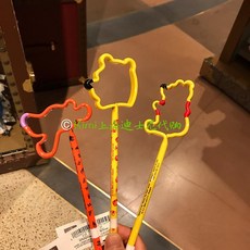 룰러펜 타프리클립샤프 똑딱이매직 상하이 디즈니랜드 대신 사다 비니베어 도마뱀붙이 프로필 스타일링 롱 로드, 호랑이를 뛰고 있다