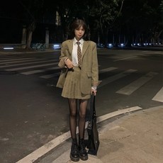 11bc8e367cdd7b1824342556f9eeb8f4daef77a1d6a4827fd34b4d6f052d.jpg
