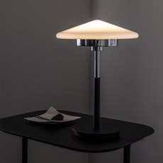 잭슨카멜레온 콘 테이블 램프(주문제작7~14일소요), 화이트
