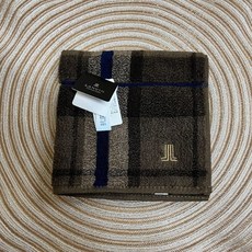 랑방손수건남자