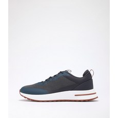 로로피아나스니커즈