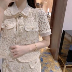 반팔트위드투피스