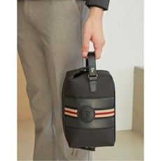 닥스 20FW 블랙 로고패치 가죽 파우치 DGGF0F604BK, BLACK
