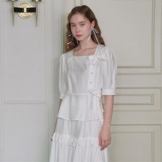 [일루스트리스일루전] WH SQUARE DOUBLE RIBBON BLOUSE