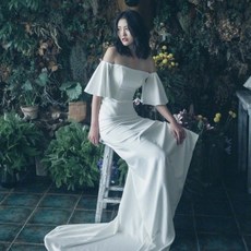오프숄더 셀프웨딩 트롤리 본식 롱드레스 스냅촬영