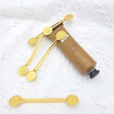 치약짜개카론슨