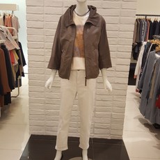 f50cf48c8f96acb0bf9fa2fe940d5bb8c2470cfd5f81552a6b655ca5e325.jpg