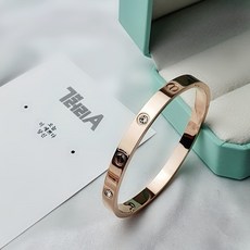 fc6e910bb95f9703e4ea4aca06c1b962727cc8cb30ff5ff9a83040934aeb.jpg