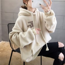 958818d88e0b82db512e519923072a921c260b47cba047a8ce1013b0102c.jpg