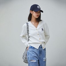 [에고이스트][BLUE LABEL]엠블럼 자수 포인트 V넥 가디건(EQ3OKG02)