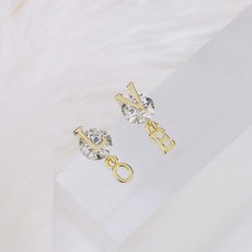 영문귀걸이