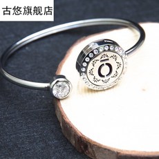 ee30b9439a51cc2aadd579ebb2cab36ce3340f0b49020e39444d6f549379.jpg