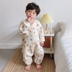 갭패딩우주복