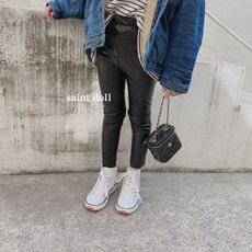 0cbd7b5dcc59330a3db886d2eaf2eef3a35e17e986d4e6d4ba00ee23d748.jpg