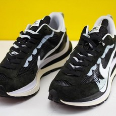 나이키 Sacai X NIKe regasus vaporrly SP CV1363-002