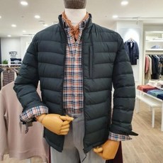 b4db49ab7ee4a8d6ecc2fd9ac88c56a2a8c364f8aad2512a17741b6c9e97.jpg