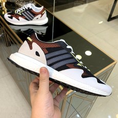 150e734d4633e20faac42cf58bc668f91554ebd0cf46bff51e54e3fbdf98.jpg