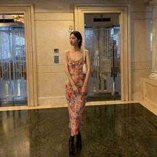 727d67bf4911cc7f5815db4bc293427b9eea6670d15042ff3336eb2ca53f.jpg