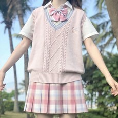 a1786abe1c64cd386d8540ccc45a3b43f6f7d35ad98bcbff9756cfcd27a7.jpg