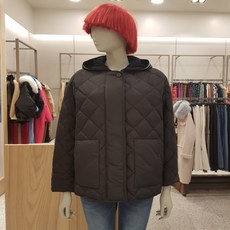 f2bb7ec58815062cbf39d438cc35ceb4c376bf3d86aad49d62e5d9f47b14.jpg