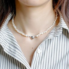 납작진주목걸이