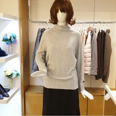 DB_ 올리브데올리브 캐시루즈핏하이넥니트 OK0WP725