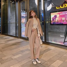 07ab9308ae2247ac02013e270746ed53ae60b9d59a1bc7175a89b3d96ec0.jpg