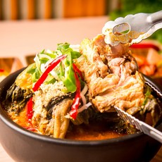 푸짐한 뼈해장국 1400g 2인분 넉넉한 국내산 생돈육 등뼈 우거지 뼈다귀 해장국, 1400g 1팩