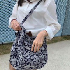 사우스비치 송혜교 공효진 연예인 여성 이미스 페이즐리 반다나 패턴 미니 에코백 숄더백 데일리가방