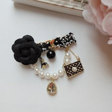 까멜리아꽃브로치