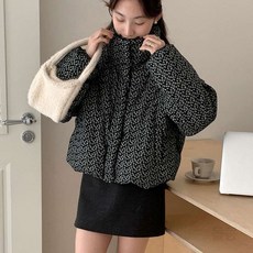 꽃무늬패딩 누빔 여자 여성 퀄팅 점퍼 귀여운 플라워 잠바 일 자켓 오버핏 겨울 퀼팅 아우터 노카라 패턴 할머니 엄마 깔깔이