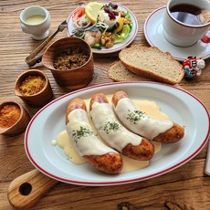 [살루메리아] 일본식 커리 소시지 삿포로 커리 수프 소시지(Sappro Soup Curry Sausage) 수제 소시지 300g, 1개
