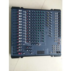c402357509138383d5312245d32c0fe715b27429cd6ba17a94b2d8e49818.jpg