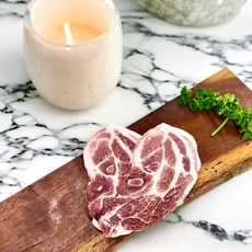 [경산축산마트] 국내산 한돈 목살 구이용 숯불용 수육용 불고기용 찌개용 300g[냉장], 1개
