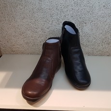 제니아 발편한( 랜드로바 하이드로) 제법으로 만든 여성 앵글 부츠
