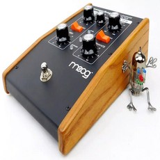 Moog Moogerfooger MF-101 로우 패스 필터 중고 거의 새제품