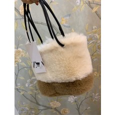 해외직구 ZARA 모피 가방 핸드백 패션 스티치 2 색 인조 모피 효과 단일 어깨플리츠 자라 코스 COS UR 버킷백-49391