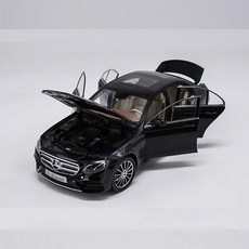 공장 1:18 메르세데스-벤츠 E300...