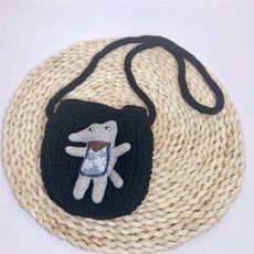 딸기가방아기토끼