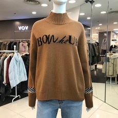 보브 레터링 풀오버 니트 7119450206 뉴코아일산