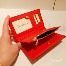 명품여성중지갑