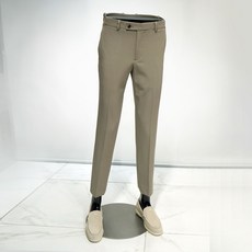 지이크로로피아나