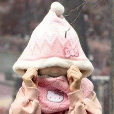 포포라 가볍고 입고 벗기가 간편한 헬로키티 러블리 후드워머 E-1563513