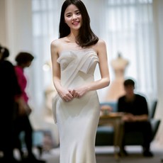 beb72fb236c6c8fac9ff028c353b75df70cb91d7072a04004067b286cdb9.jpg