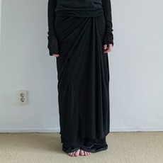 낫띵에브리띵 DRAPED DOUBLE LAYERED SKIRT IN BLACK