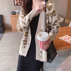 8fa6fc0cc86221a76a4fd467cc0b25b9c3170b8c2dd1c6dec89e05d4ab72.jpg