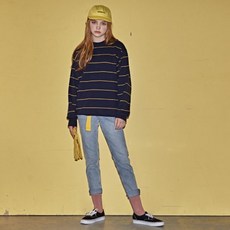 e4b0618f73fdb55c2bd15d68477c6f43c25c362d21c8a0673a88234bb1e7.jpg