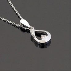 물방울다이아목걸이