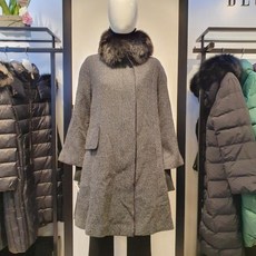 블루페페 블루페페 폭스퍼 카라 하프 코트 P184MSG029